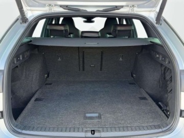 Skoda Octavia IV RS Kombi 2.0 TDI SCR 200KM 2022 Skoda Octavia RS, Keyless, Hak, Matrix, Head-Up, Asystenci 2.0 Diesel 200KM, zdjęcie 35