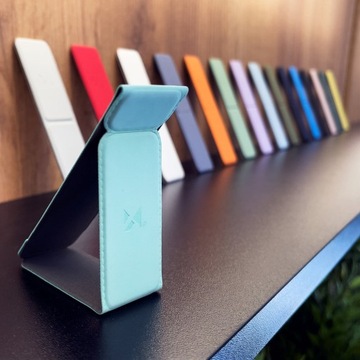 Держатель для пальцев со встроенным магнитом для телефона.