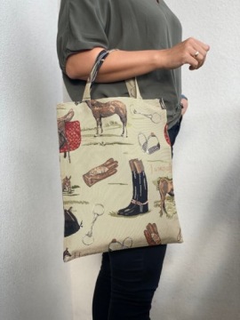 Гобеленовая сумка малая 32x39 см Лошади