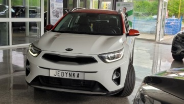 Kia Stonic I Crossover 1.0 T-GDI 120KM 2018 Kia Stonic STONIC 120KM Bi-Color Navi Niski przebieg MOZLIWA ZAMIANA 120KM, zdjęcie 2
