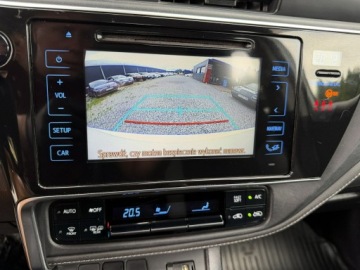 Toyota Auris II Hatchback 5d Facelifting 1.8 Hybrid 136KM 2017 Toyota Auris 1.8 HSD 136KM Serwis Kamera Ładny, zdjęcie 15