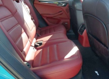 Porsche Macan 2022 Porsche Macan 2022, 2.0L, 4x4, od ubezpieczalni 2.0 Benzyna 261KM, zdjęcie 11