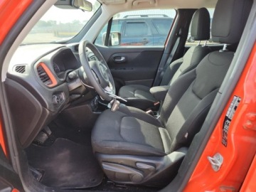 Jeep Renegade 2018 Jeep Renegade Sport 2018 2.4 Benzyna 180KM, zdjęcie 7