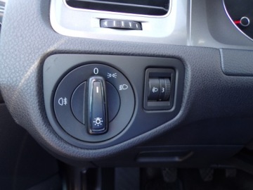 Volkswagen Golf VII Hatchback 3d 1.6 TDI-CR DPF 105KM 2013 VOLKSWAGEN GOLF VII 1.6 TDI Z NIEMIEC ZAREJESTROWANY, zdjęcie 21