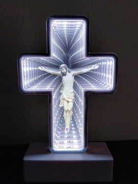 WKŁAD LED DO ZNICZY NA BATERIE KRZYŻ EFEKT 3D ZNICZ 19 CM NA GRÓB
