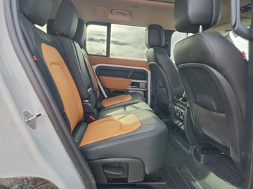 Land Rover Defender IV (L663) 2024 Land Rover Defender 2024 LAND ROVER DEFENDER 130 X-DYNAMIC SE 3.0 Benzyna, zdjęcie 10