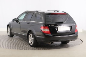Mercedes Klasa C W204 Limuzyna 1.8 200 CGI BlueEFFICIENCY 184KM 2009 Mercedes C C 200 Kompressor, GAZ, Automat, Navi, zdjęcie 3