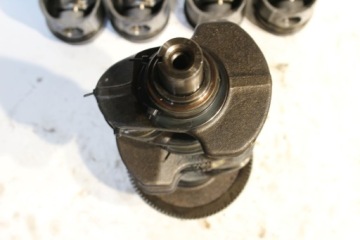 ПОРШНИ КОЛЕНВАЛА RENAULT 2.2 DCi G9T в сборе