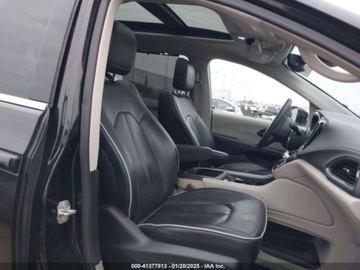 Chrysler Pacifica II 2023 Chrysler Pacifica 2023 Chrysler Pacifica Limited FWD 3.6 Benzyna 287KM, zdjęcie 4