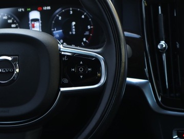 Volvo S90 II Sedan 2.0 D4 190KM 2019 Volvo S90 D4, Salon Polska, Serwis ASO, 187 KM, zdjęcie 19