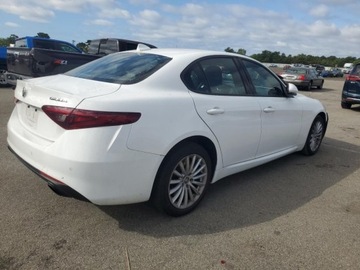 Alfa Romeo Giulia II Sedan Facelifting 2.0 Turbo 280KM 2022 Alfa Romeo Giulia 2022 2.0l 2.0 Benzyna 280KM, zdjęcie 3