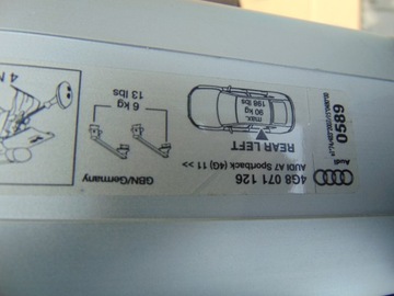 KUFR STŘEŠNÍ NOSNÍKU AUDI A7 4G8071126