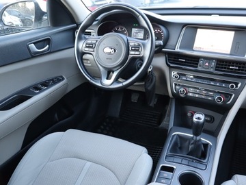 Kia Optima II Sedan 2.0 163KM 2017 Kia Optima 2.0, Salon Polska, Serwis ASO, Navi, zdjęcie 6
