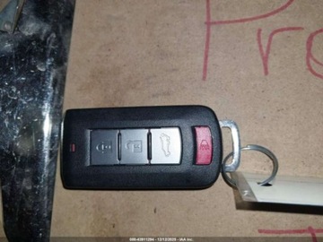 Mitsubishi Eclipse Cross 2023 Mitsubishi Eclipse Cross 1.5 benzyna 152KM 4X4 wersja SEL-SAWC, drobna szk, zdjęcie 18