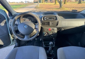 Fiat Punto II Hatchback 1.2 i 60KM 2003 Fiat Punto Lift, nowe badanie techniczne, nowe hamulce 1.2 Benzyna 60KM, zdjęcie 9