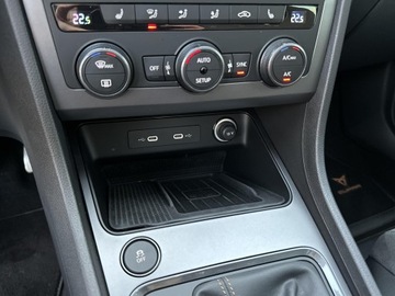 Cupra Ateca Crossover Facelifting 1.5 TSI 150KM 2024 Cupra Ateca 1.5 TSI 150KM Audio System Beats Wirtu, zdjęcie 24