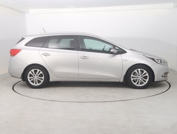 Kia Ceed II Kombi 1.6 CRDi 110KM 2014 Kia Ceed 1.6 CRDi, Salon Polska, Serwis ASO, zdjęcie 5