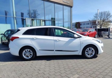 Hyundai i30 II Wagon Facelifting 1.6 CRDi 110KM 2016 Hyundai i30 2016 1.6CRDI 110KM 312.000km Classic Plus Salon Polska 1wl 1.6, zdjęcie 9