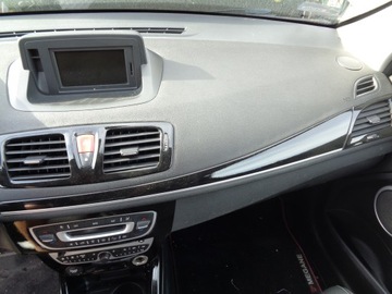 DESKA ROZDĚLOVAČE KONZOLA AIRBAG ŘIDIČE PÁSY RENAULT MEGANE III COUPE 08-