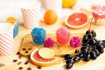 КОНТЕЙНЕР-ПИРАМИДА ДЛЯ ЗАКУСОК И ДЕСЕРТНЫХ ЧАШЕК