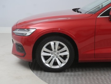 Volvo V60 II  Kombi 2.0 D3 150KM 2019 Volvo V60 D3 2.0, Automat, Skóra, Navi, Klima, zdjęcie 14