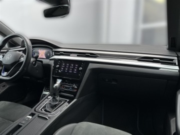 Volkswagen Arteon Shooting Brake R 2.0 TSI 320KM 2023 Volkswagen Arteon 2.0TSI 320KM 4X4 R DSG l DCC, AC, zdjęcie 12