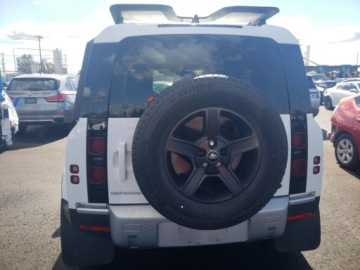 Land Rover Defender IV (L663) 2022 Land Rover Defender Defender, 2022r., 4x4, 2.0L 2.0 Benzyna 296KM, zdjęcie 5