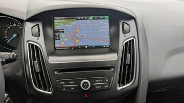 Ford Focus III Kombi Facelifting 1.5 TDCi 120KM 2015 Ford Focus 1.5TDCi 120PS OPŁACONY Bezwypadkowy, zdjęcie 24
