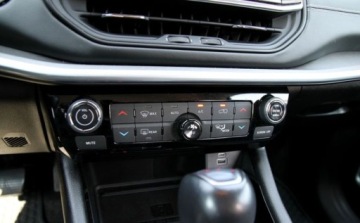 Jeep Compass II SUV Facelifting 1.5 MHEV T4 130KM 2022 Jeep Compass Salon Polska 1.5 MHEV Serwsiowany w ASO Gwarancja RIA, zdjęcie 22