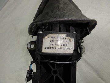 РЫЧАГ ПЕРЕКЛЮЧЕНИЯ ПЕРЕДАЧ MERCEDES SPRINTER VOLKSWAGEN CRAFTER 06- A9062600409