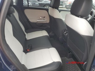 Mercedes GLA II 2023 Mercedes-Benz GLA 2023 r., 2,0L 250 4 MATIC 2.0 Benzyna 221KM, zdjęcie 10