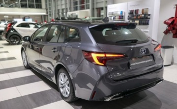 Toyota Corolla XII TS Kombi Facelifting 1.8 Hybrid 140KM 2023 Toyota Corolla 1.8 Hybrid Comfort 1.8 Hybryda 140KM, zdjęcie 3