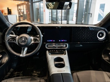 Mercedes CLA C118/X118 2025 MERCEDES-BENZ CLA 180 Progressive Sedan 1.5 (136KM) 2025, zdjęcie 6