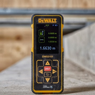 Лазерный дальномер Dewalt DW03101 со степенью защиты IP65, 100 м