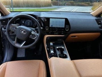 Lexus NX II SUV Facelifting 2.5 350h 243KM 2024 Prestige 2.5 Hybrid 243 KM| Predictive Efficient Drive, Safe Exit, zdjęcie 7