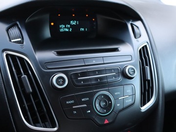 Ford Focus III Kombi Facelifting 1.6 Ti-VCT 105KM 2015 Ford Focus 1.6 i, Salon Polska, Serwis ASO, Klima, zdjęcie 11