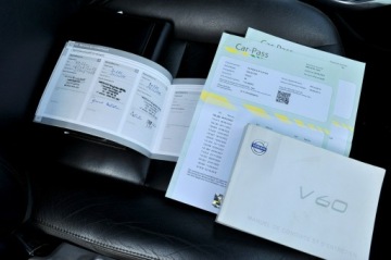 Volvo V60 I Kombi Facelifting 2.0 D3 136KM 2014 Volvo V60 2.0 D3 5-Cylindrów Lift Digital Led, zdjęcie 35