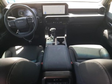 Toyota Land Cruiser VIII 2024 Toyota Land Cruiser 2024 Toyota Land Cruiser Base 2.4 Hybryda 326KM, zdjęcie 8