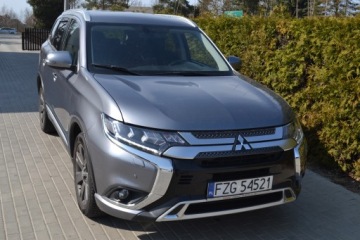 Mitsubishi Outlander III SUV Facelifting 2017 2.0 150KM 2019 4x4 AUTOMAT 7 OSÓB 1 WŁAŚCICIEL, zdjęcie 8