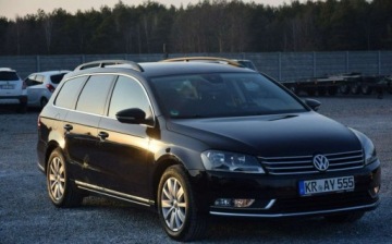 Volkswagen Passat B7 Variant 2.0 TDI CR DPF BlueMotion 140KM 2014 Volkswagen Passat 2.0TDI 4x4 Navi 2 KPL KOL Oryginal lakier Grzane FoteleS