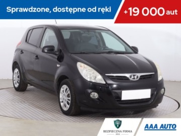 Hyundai i20 I Hatchback 5d 1.2 DOHC 78KM 2010 Hyundai i20 1.2, Klima