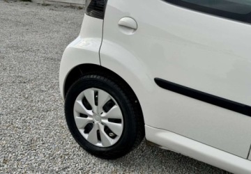 Citroen C1 I Hatchback 3d Facelifting 1.0 i 68KM 2011 Citroen C1 Citroen C1 1.0 Exclusive Benzyna 68KM, zdjęcie 21