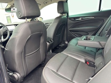 Opel Insignia I Sports Tourer Facelifting 2.0 CDTI Ecotec 170KM 2017 Opel Insignia 2.0 CDTI 170KM, 4x4, intellux, hak, skora, navi, bogata opcj, zdjęcie 15