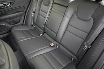 Volvo S60 II Sedan Facelifting 2.0 T4 DRIVE-E 190KM 2019 INSCRIPTION__ KAMERY 360__PANORAMA__HARMAN KARDON, zdjęcie 26