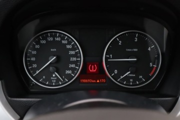 BMW Seria 3 E90-91-92-93 Touring E91 2.0 318d 143KM 2011 BMW 3 318 d, Xenon, Klima, Klimatronic, Tempomat, zdjęcie 10