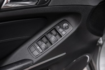 Mercedes Klasa M W164 Off-roader Facelifting AMG 6.2 V8 (63 AMG) 510KM 2010 MB ML 63AMG 510PS Dociąg Pamięci F1 Navi DvD Kamera Bixenon Wentyle Zamiana, zdjęcie 13