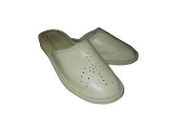 Женские тапочки