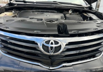 Toyota Avensis II Kombi 2.2 D-4D 150KM 2009 Toyota Avensis 2.2D-4D 150KM 2009r. auto zarejestrowane i ubezpieczone w P, zdjęcie 8