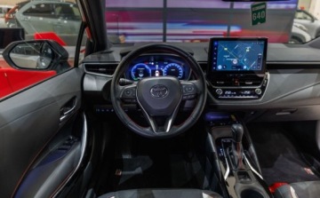 Toyota Corolla XII TS Kombi Facelifting 2.0 Hybrid Dynamic Force 196KM 2024 Toyota Corolla 2.0 Hybrid GR Sport 2.0 Hybryda 197KM, zdjęcie 24