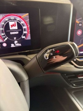 Volkswagen Passat B8 Variant Facelifting 2.0 TDI SCR 150KM 2025 Volkswagen Passat Variant Business 2.0 TDI 150KM DSG FV 23 360 ACC Hak, zdjęcie 13